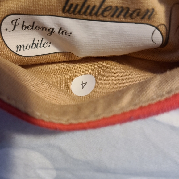 Lululemon yoga pant size 4 - Picture 4 of 8